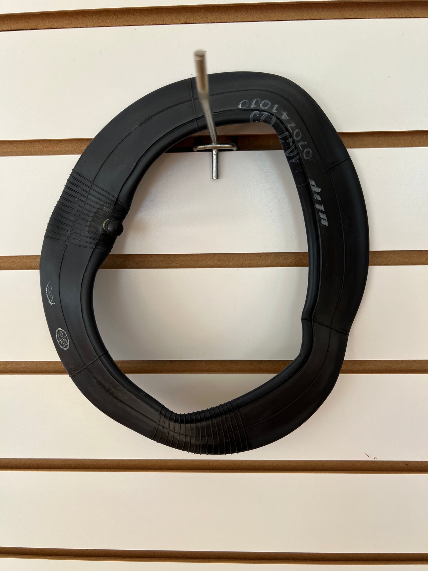 ULIP 10 x 2.125/2.5 Reinforced Inner Tube Straight Valve