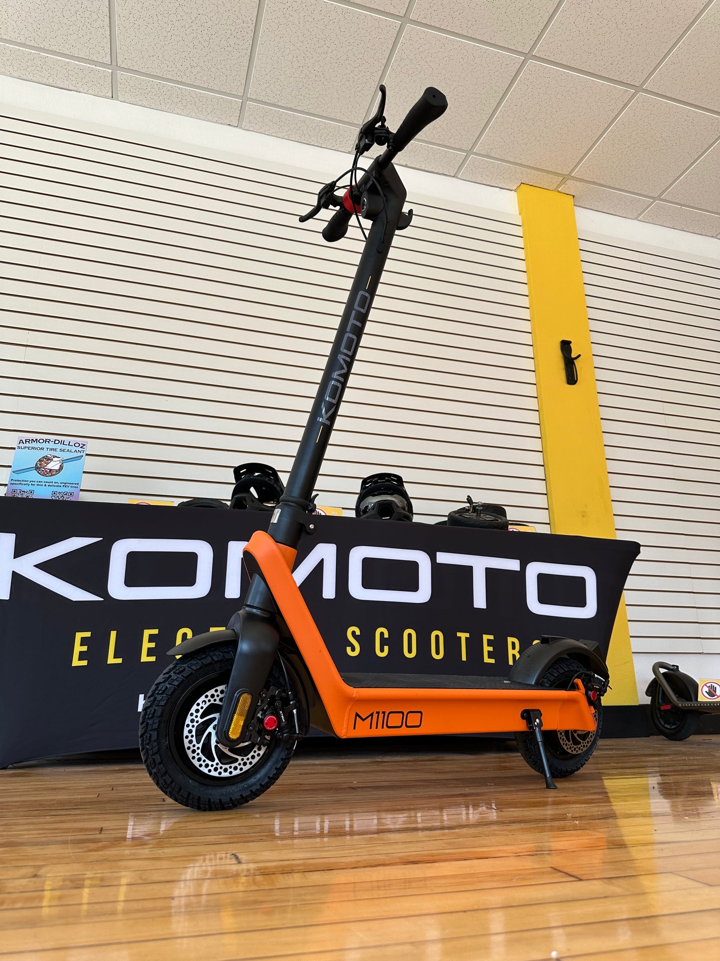 KOMOTO M1100 15.6ah 36 Volt