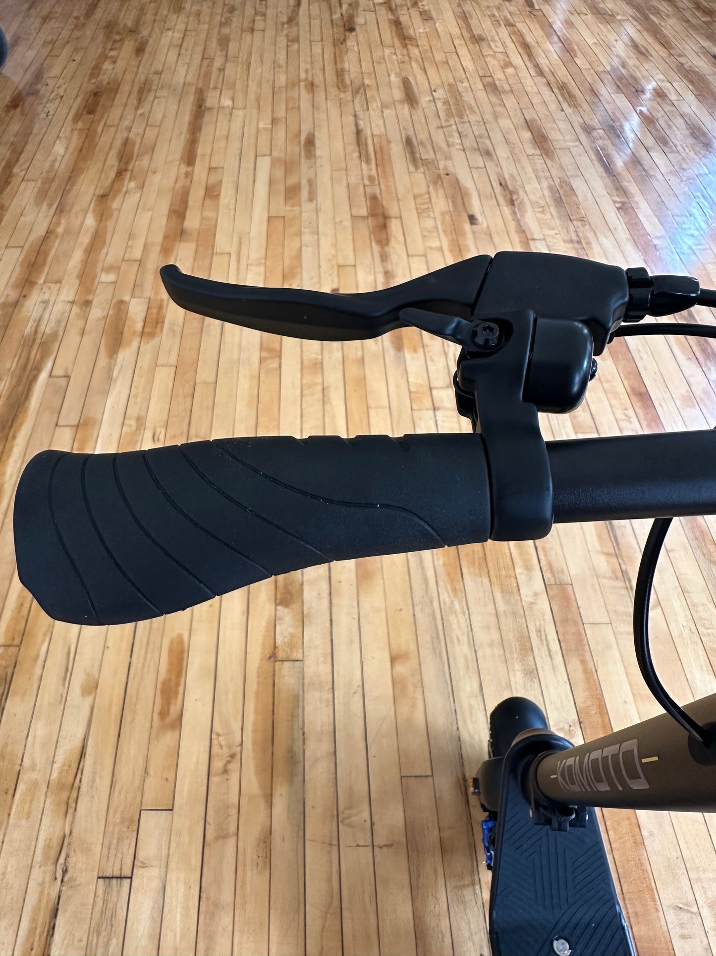 KOMOTO M1100 15.6ah 48 Volt