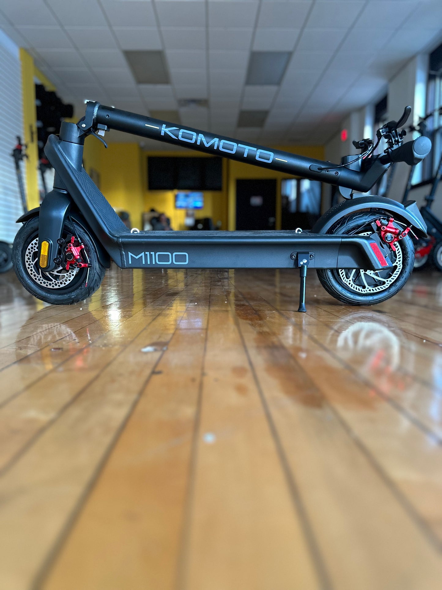 KOMOTO M1100 15.6ah 36 Volt