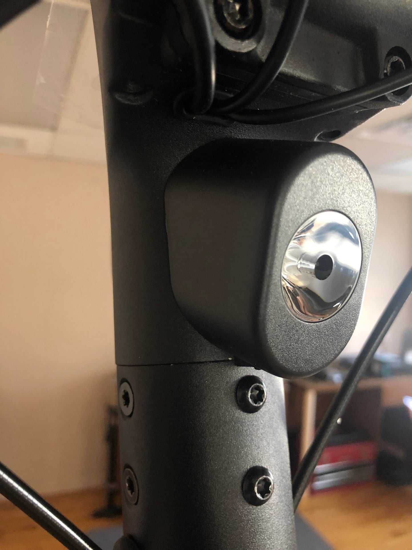 KOMOTO D2400 Front LED Headlight
