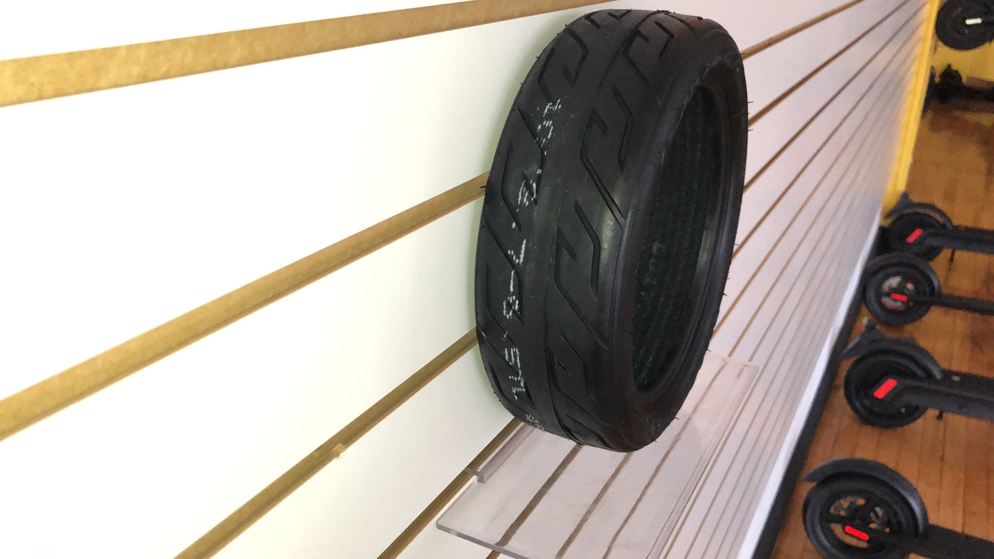 KOMOTO P900/M1100 Tubeless Street Tire