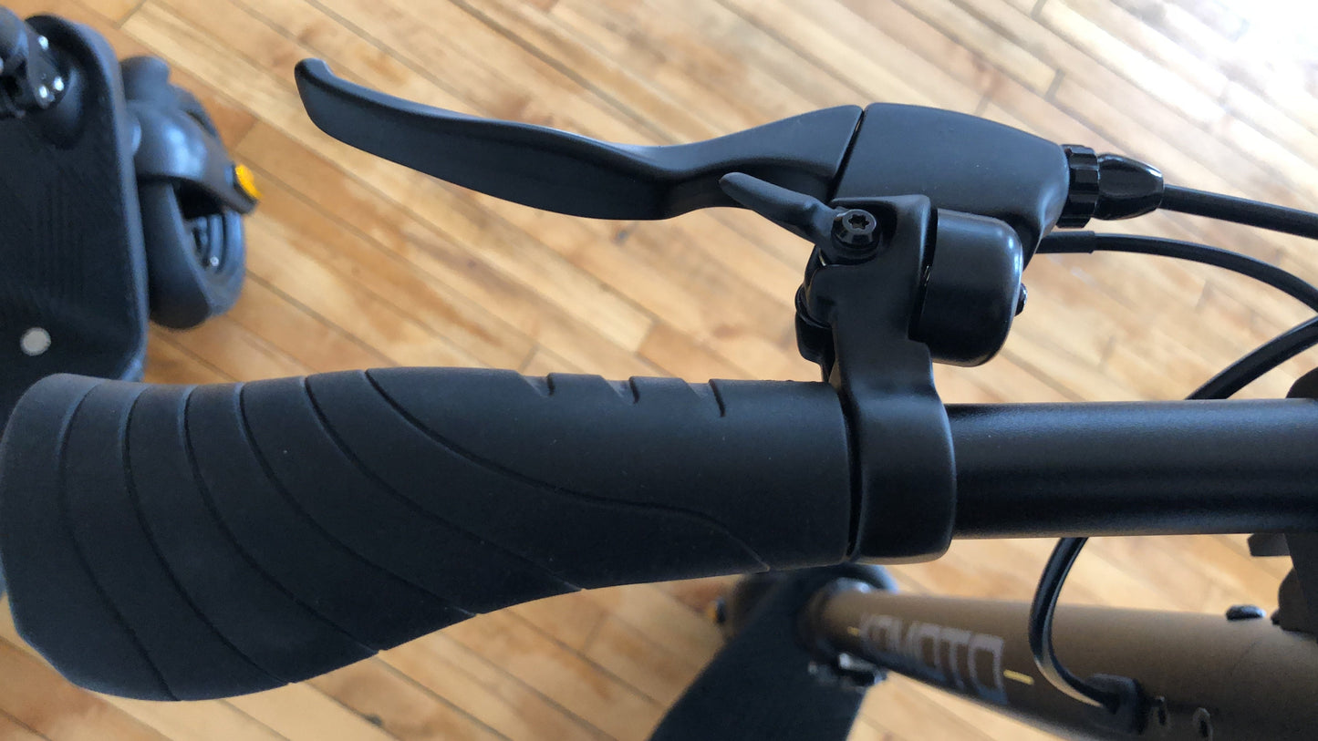 KOMOTO P900 Brake Handle