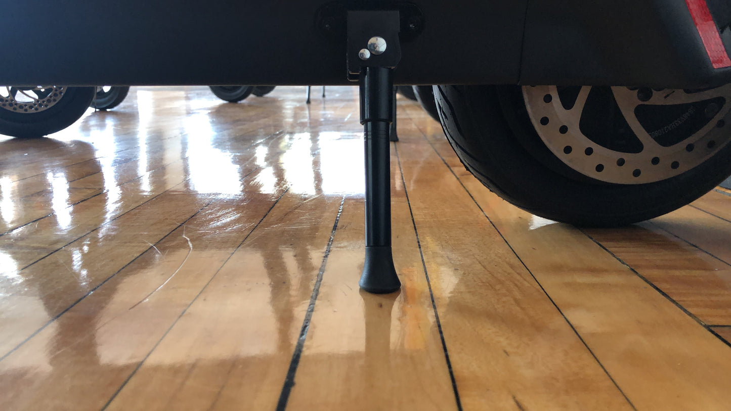 KOMOTO M1100 Kickstand