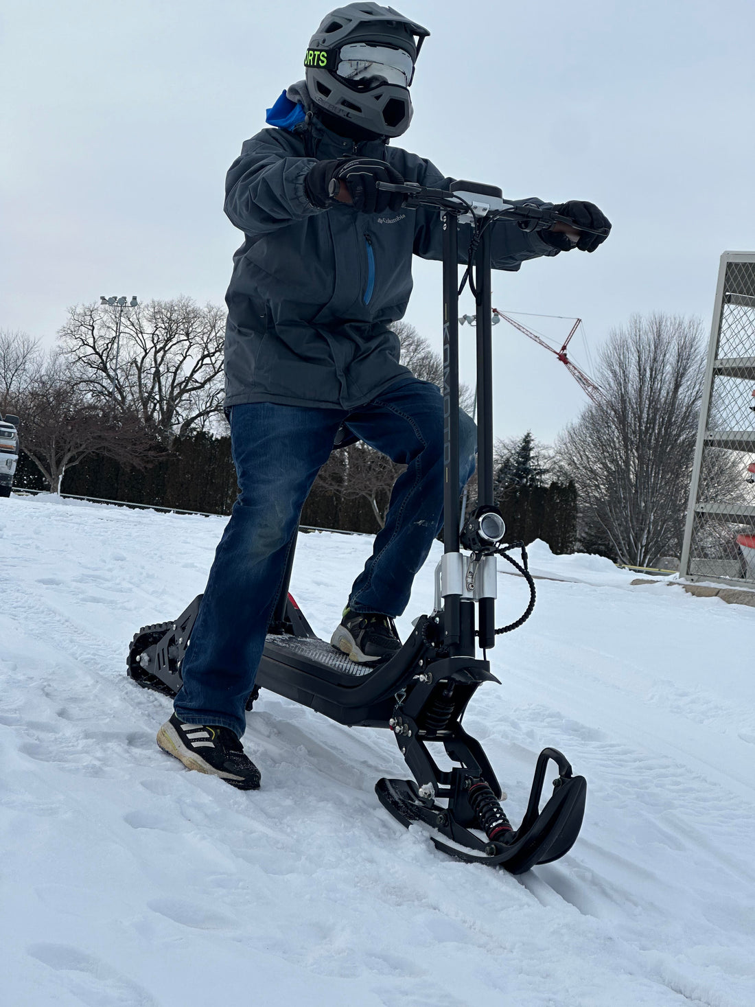The KOMOTO X1500 Electric Snow Scooter