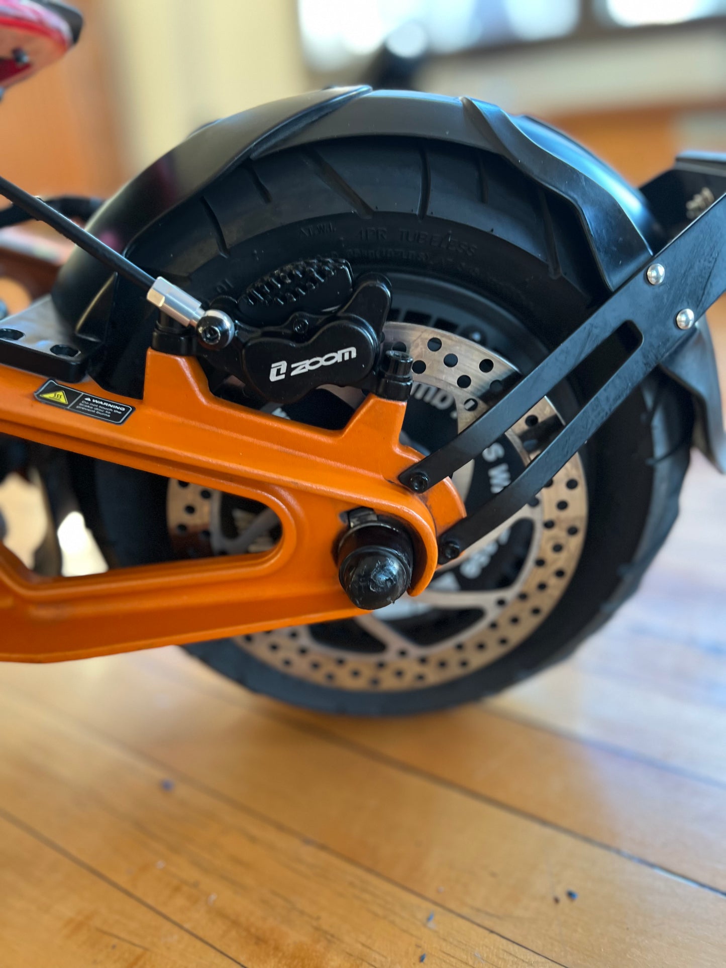 Inmotion RS Brake Caliper Quad Piston Upgrade With Ceramic Heat Sink Brake Pads