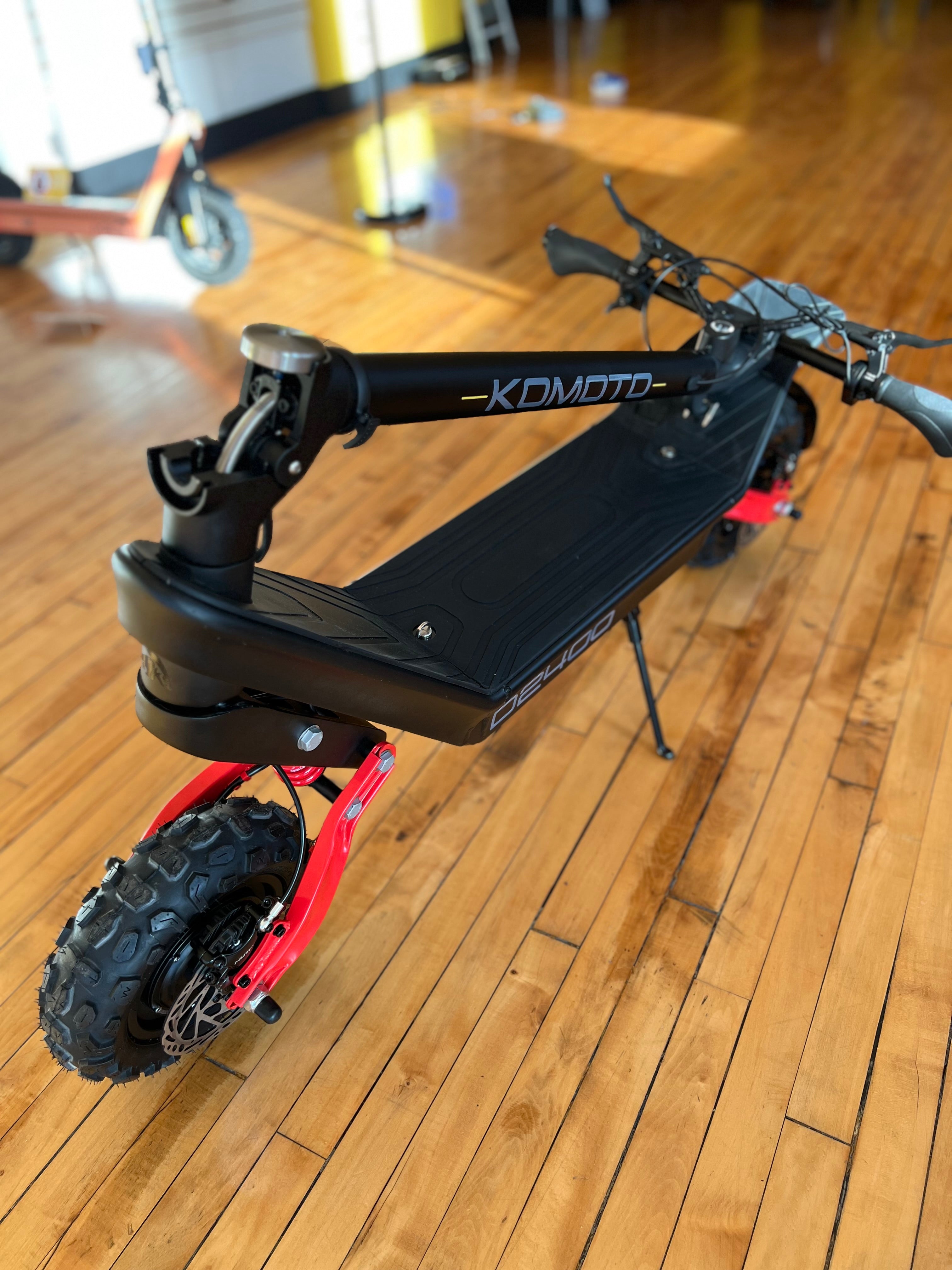 KOMOTO D2400 18.2ah 48 Volt – KOMOTO Electric Scooters