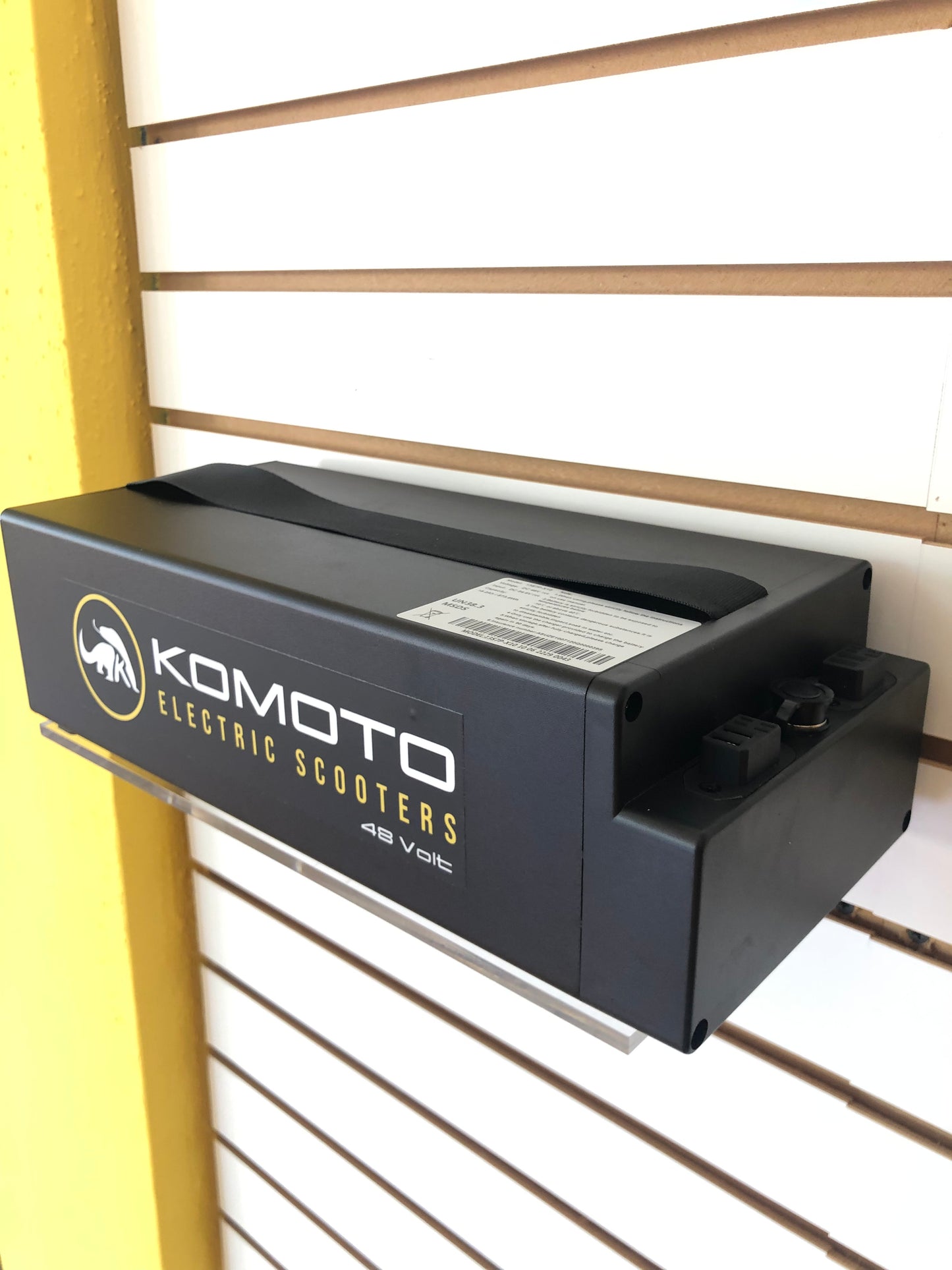 KOMOTO D2400 18.2Ah 48V Removable Battery Pack